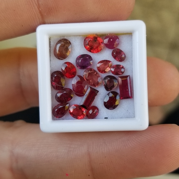 Unheated and heat only loose rubies - Picture 4 of 8